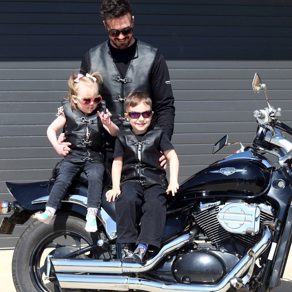 Johnny Reb Kid's Capricorn Leather Vest - Image 3